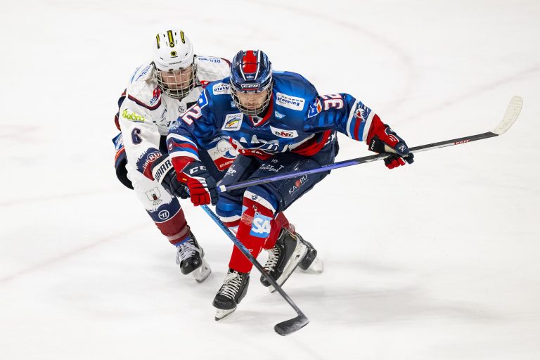 Read more about the article DNL: 4 Punkte im Spitzenduell gegen die Eisbären Juniors