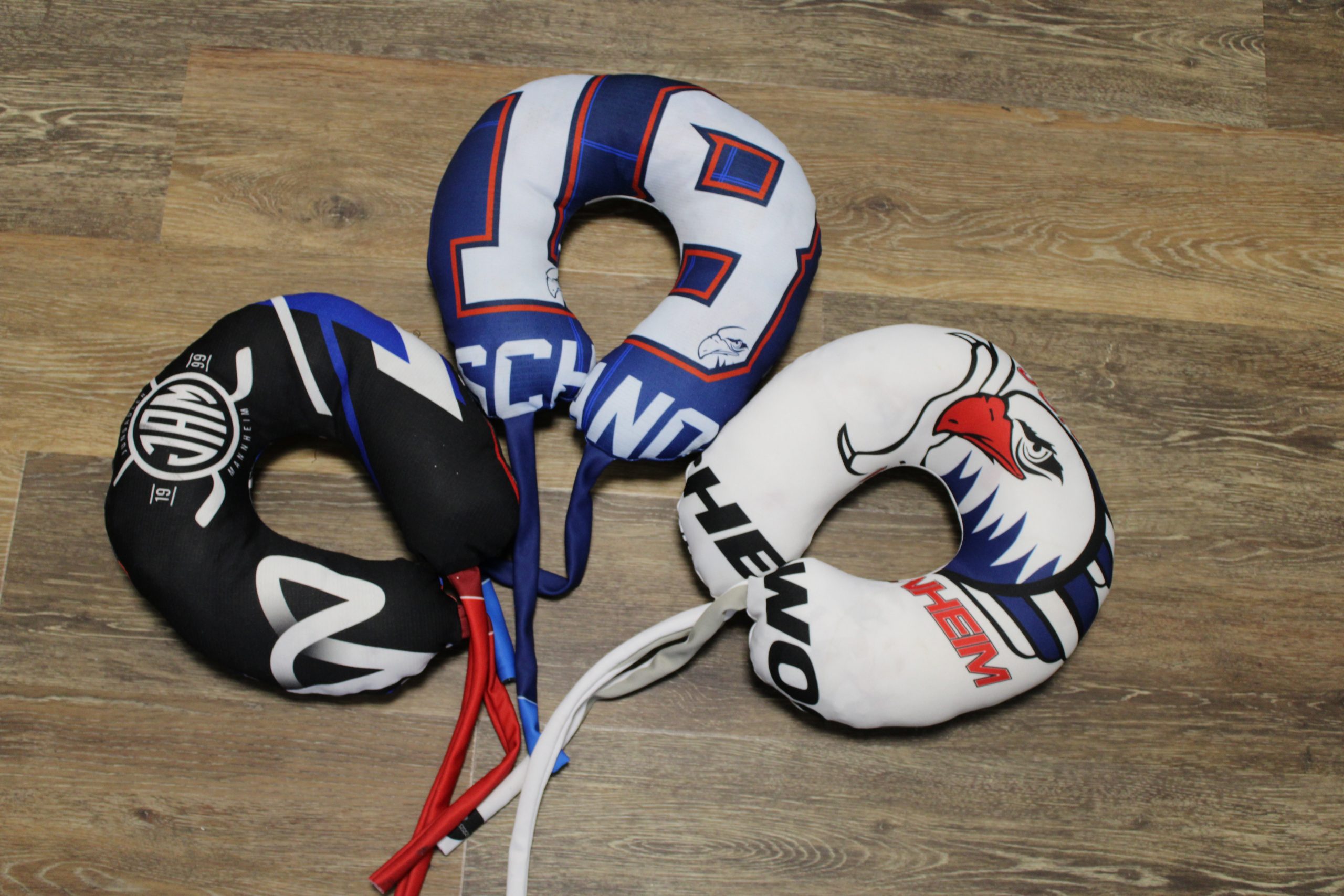 #2503 Nackenkissen 1