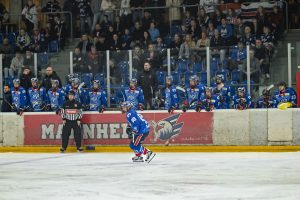 Mehr über den Artikel erfahren Doppelter Halbfinaleinzug der U20 und U17